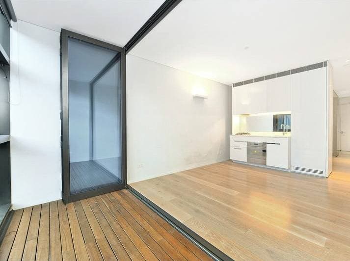 708, 8 Park Lane, Chippendale - Image 1