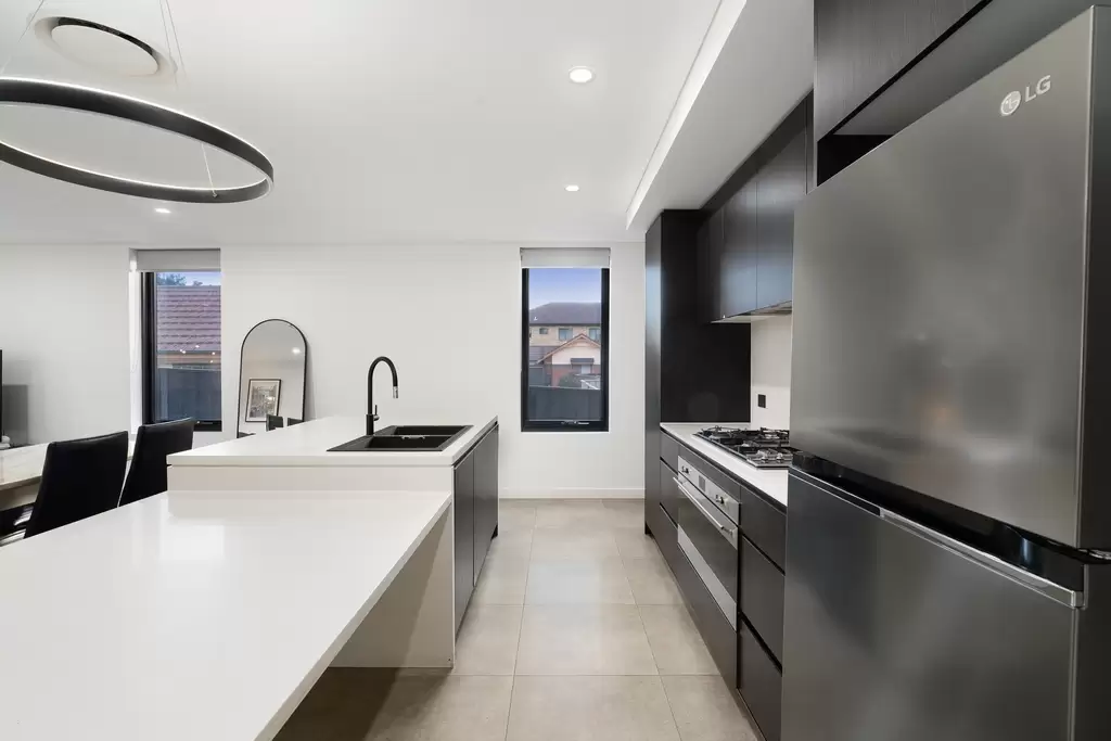240 Crown Street, Darlinghurst, Darlinghurst - Thumbnail 3