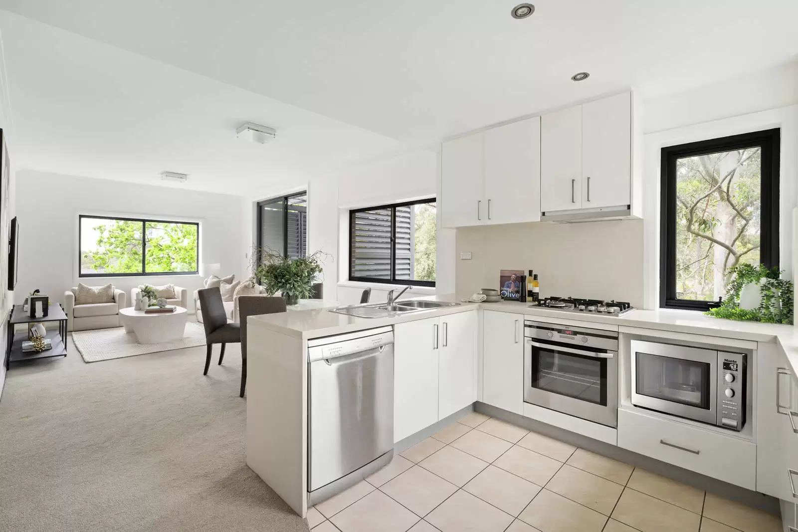 28/1-3 Eulbertie Avenue, Warrawee, Westlake - Thumbnail 4
