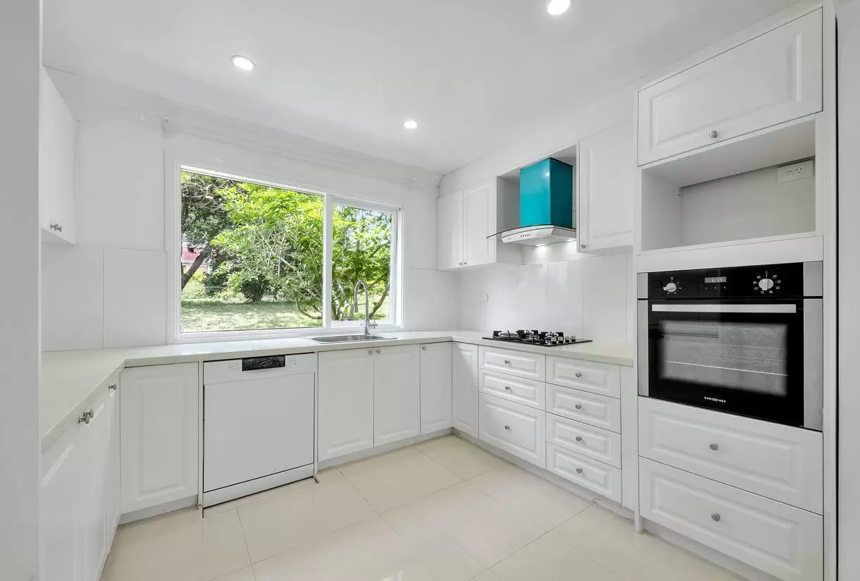 51 Lamorna Avenue Beecroft, Strathfield South - Thumbnail 2
