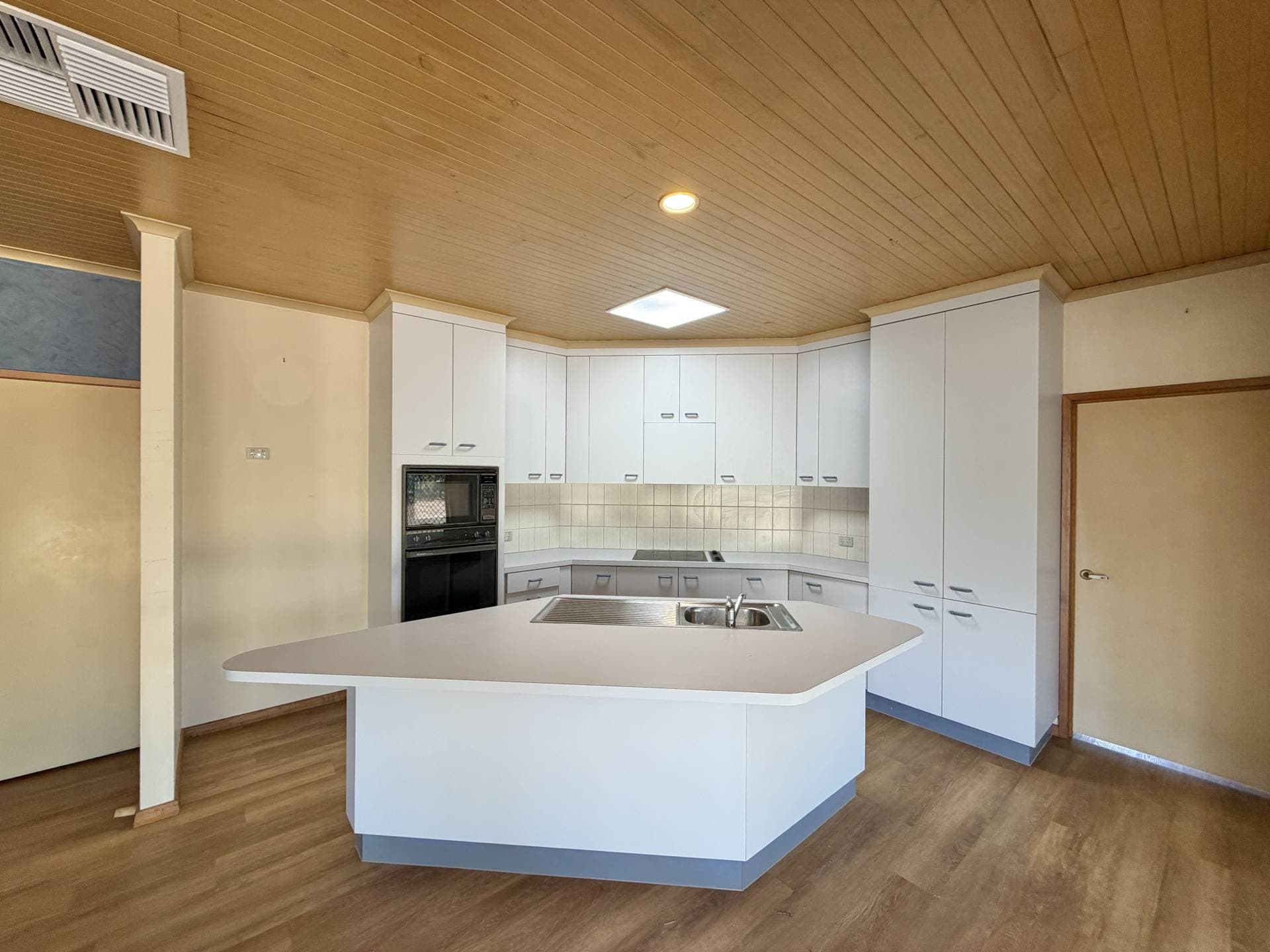 3/224 Old South Head Road, Bellevue Hill, Barooga - Thumbnail 4