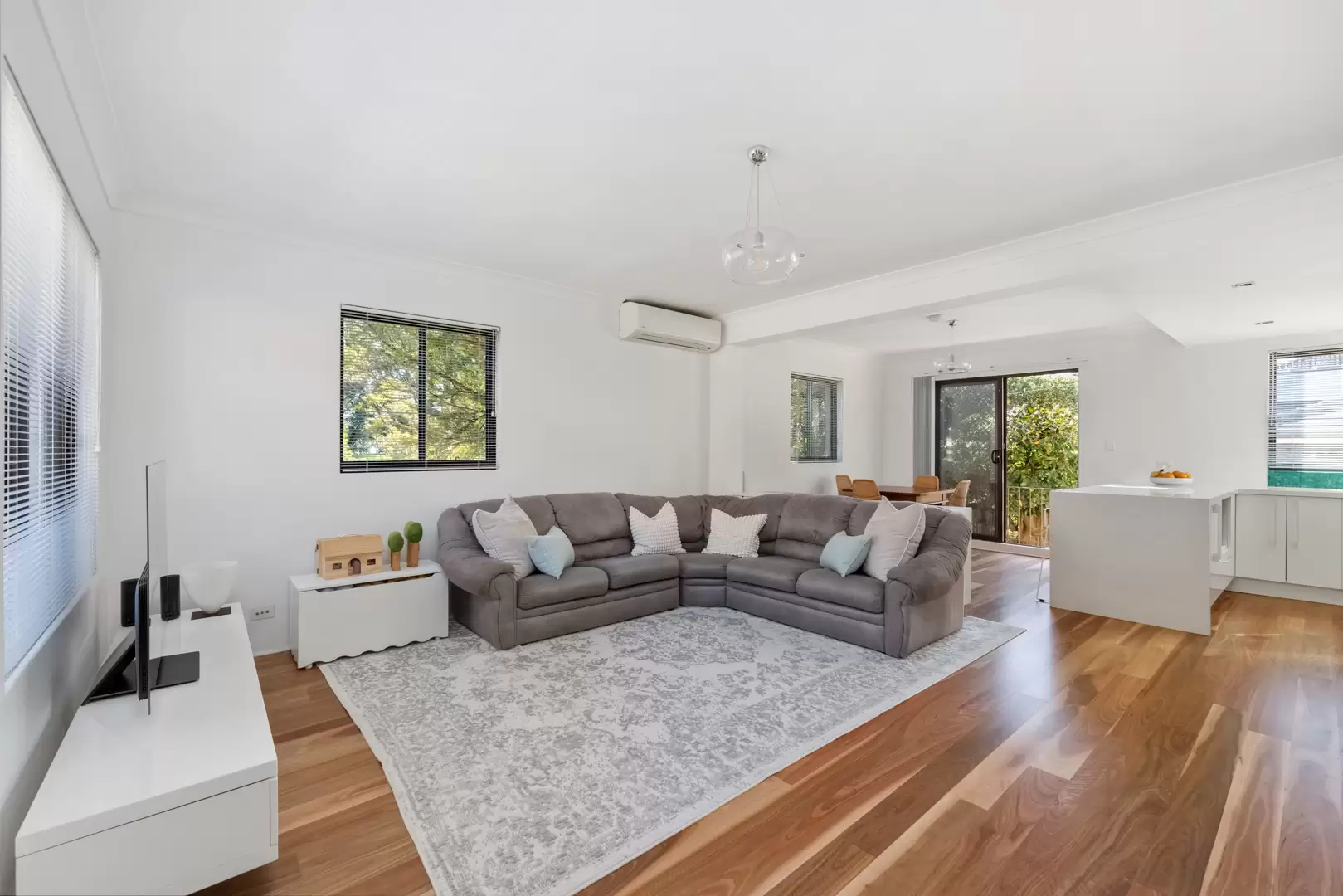 1/5-7 Jersey Road, Matraville, St Lucia - Thumbnail 2