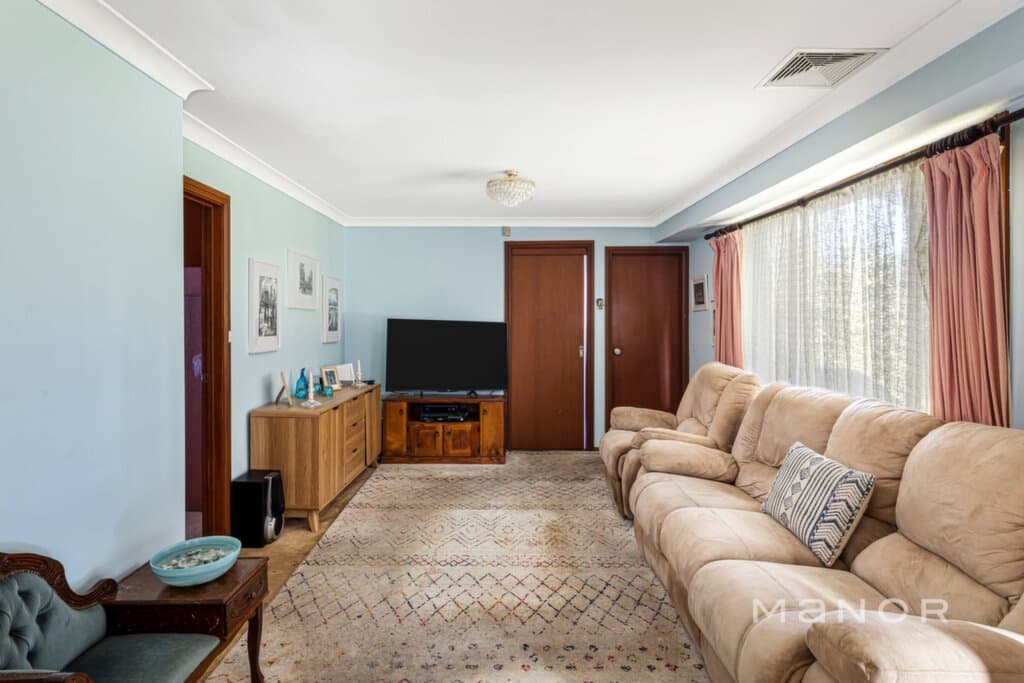 19 Crystal Street, Mount Isa, Mount Isa - Thumbnail 6