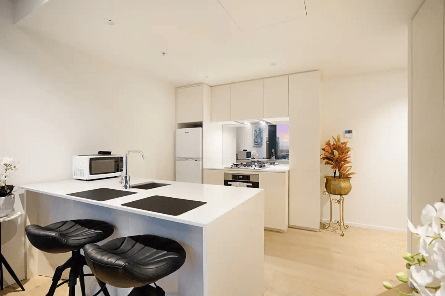 4708/11 Bale Circuit, Southbank - Thumbnail 7