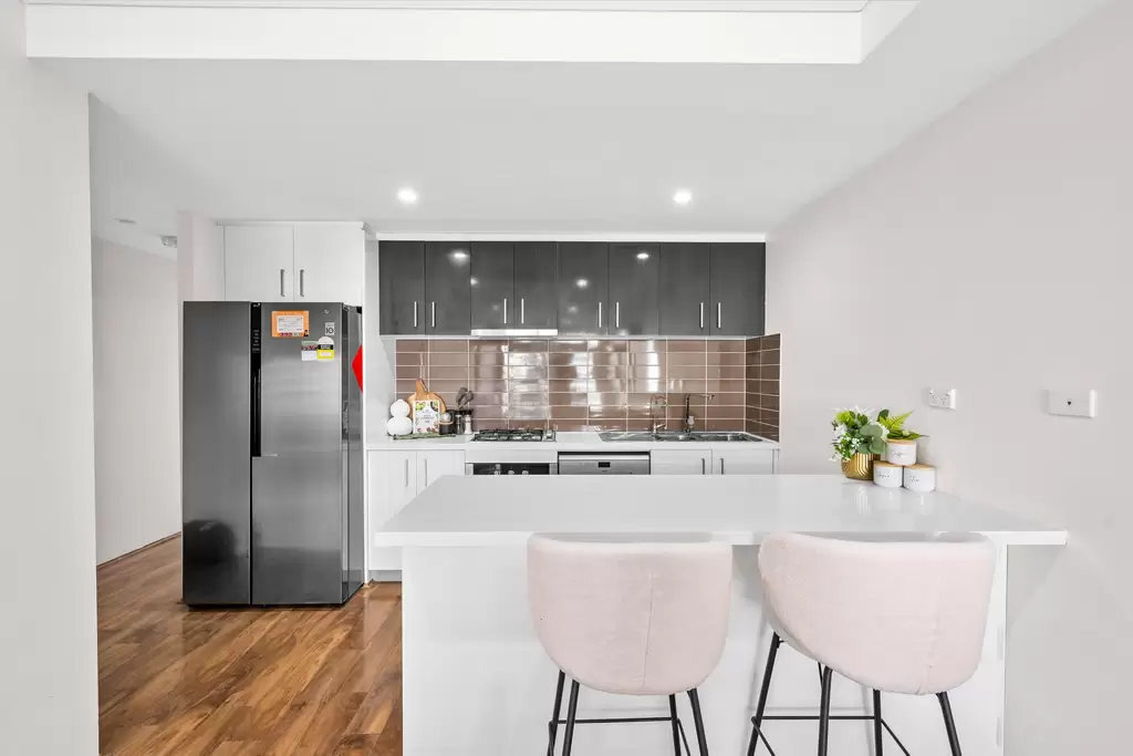 1409, 3 Carlton St, Chippendale - Thumbnail 2