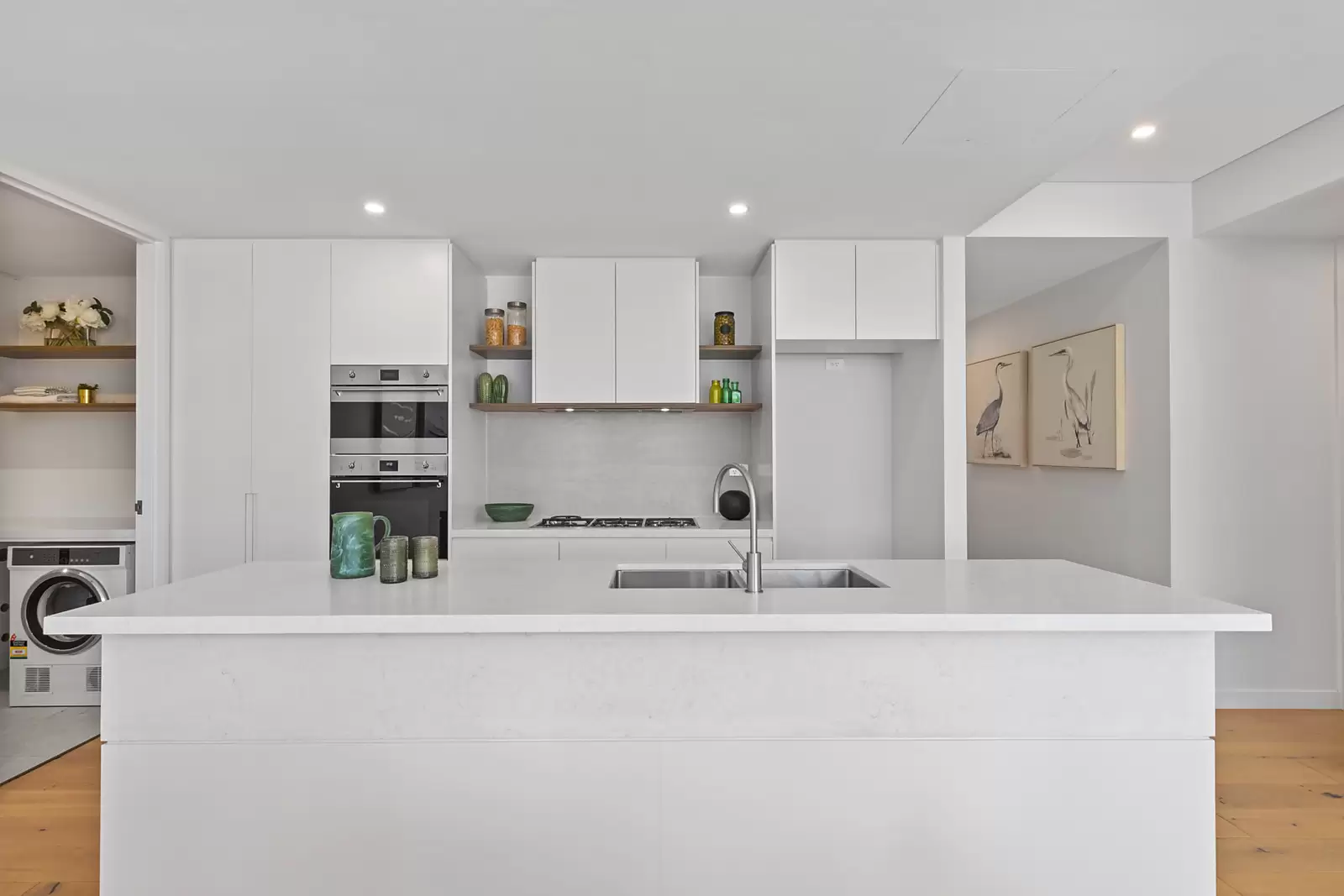 305/105 Wellington Street, Bondi Beach, Bellbowrie - Thumbnail 3