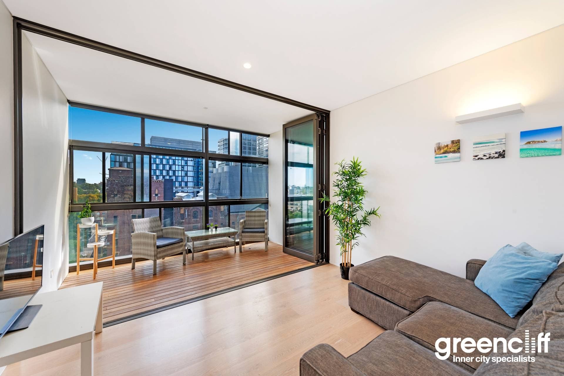 704, 3 Park Lane, Chippendale - Image 1