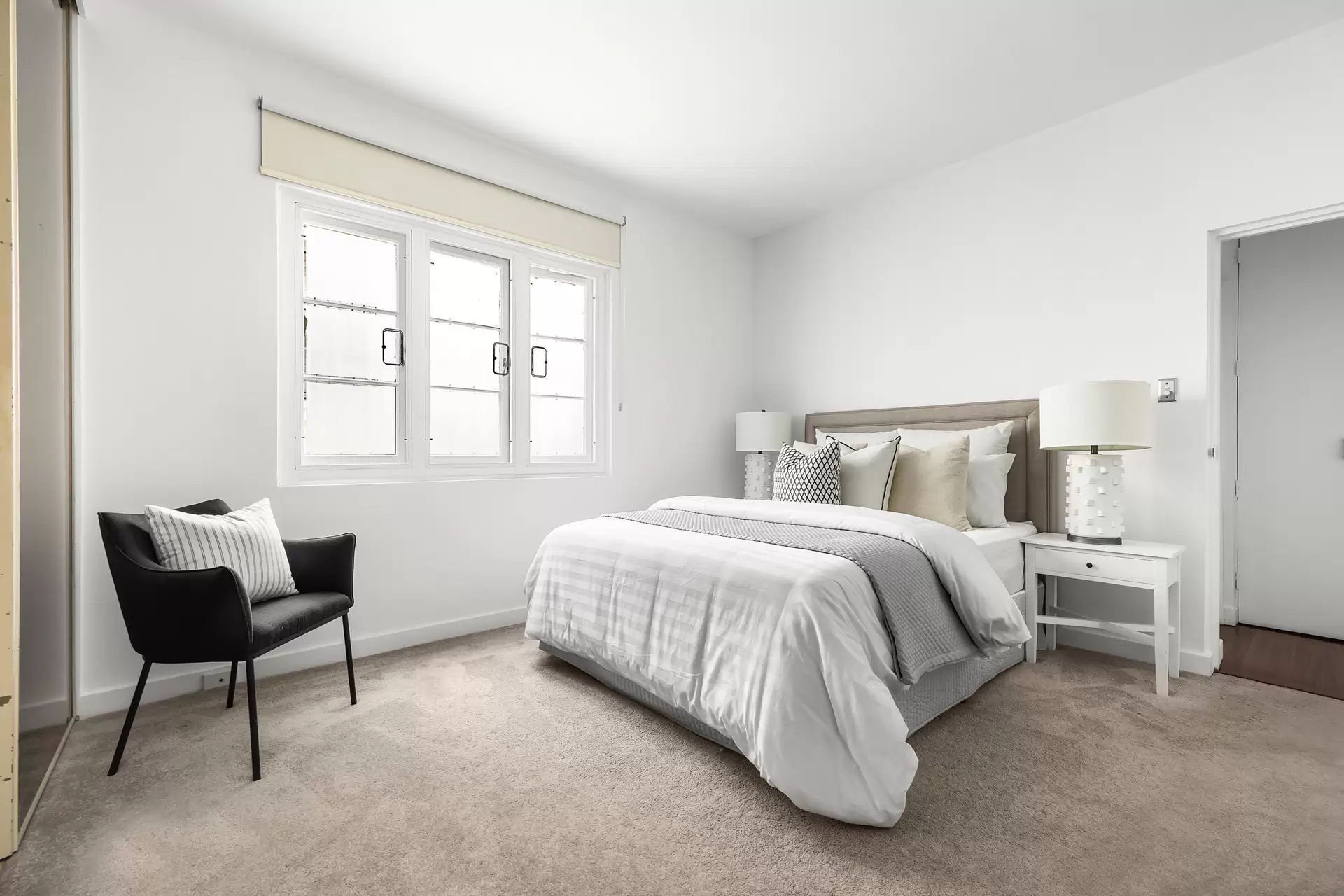 2/320 Edgecliff Road, Woollahra, Pinjarra Hills - Thumbnail 5