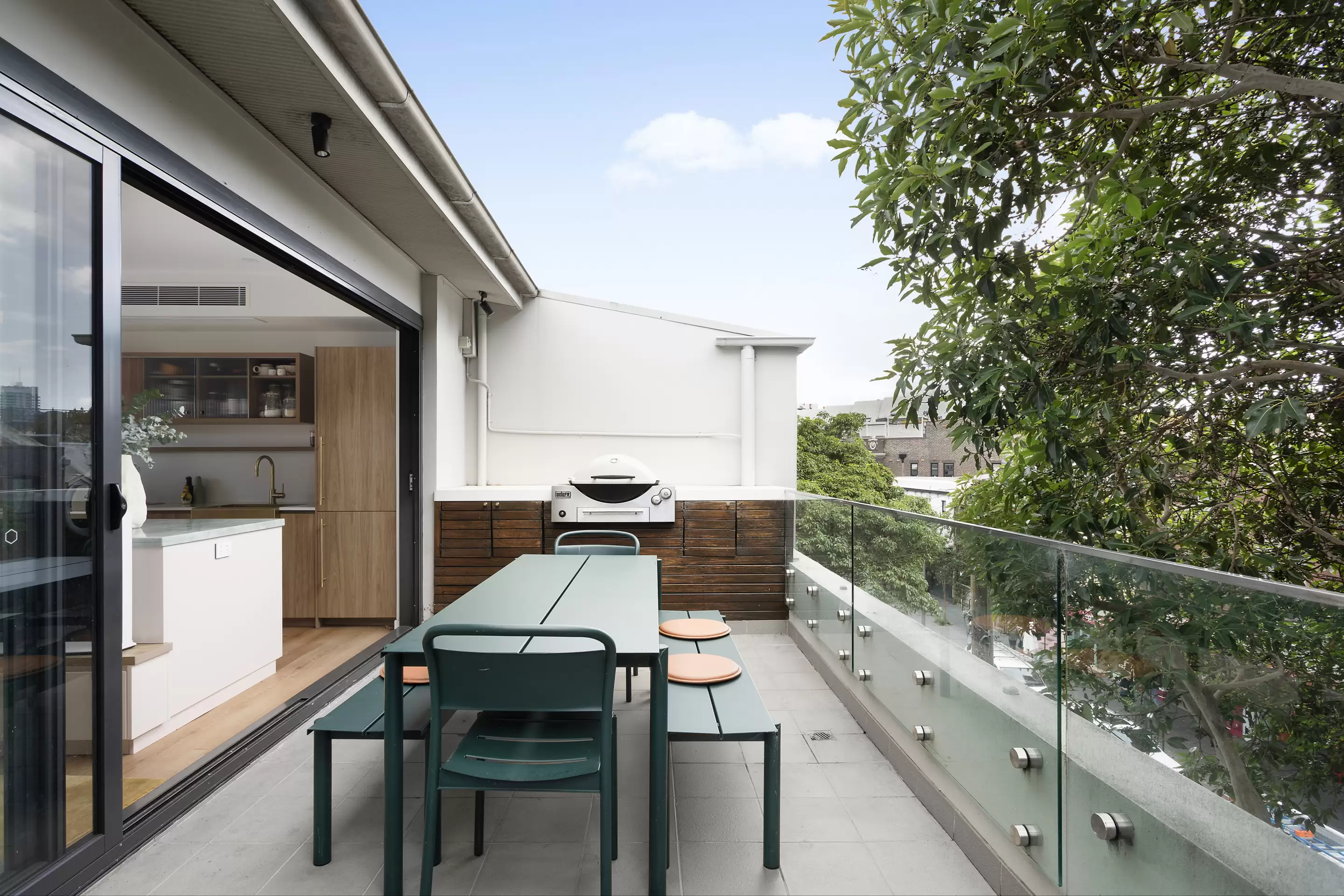 9/265 Crown Street, Surry Hills, Forest Lake - Image 1