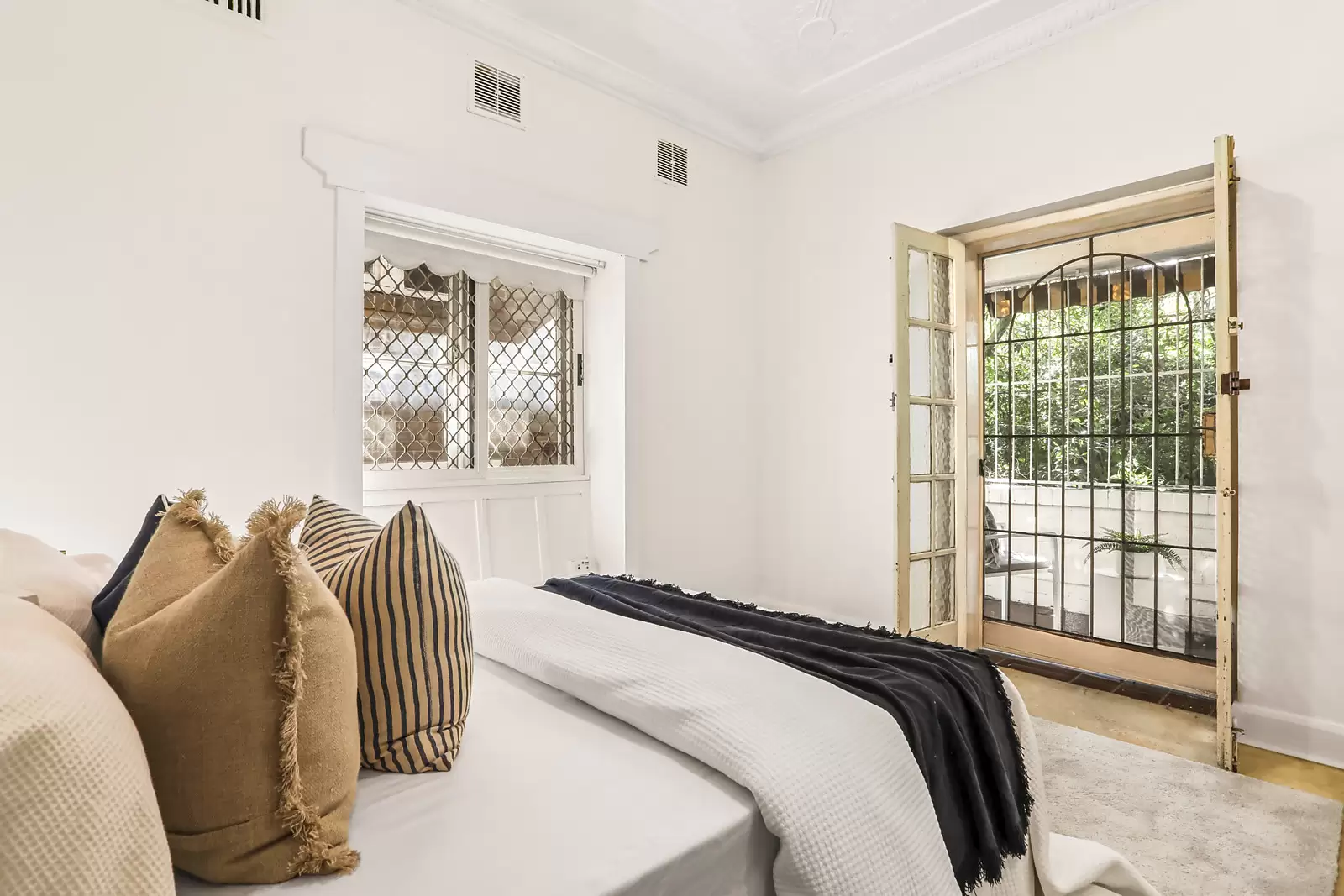 4/43 Birriga Road, Bellevue Hill, Karana Downs - Thumbnail 5