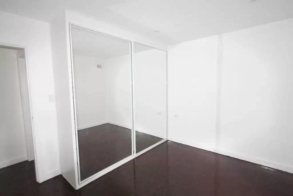 26 Gould Street, North Bondi, North Bondi - Thumbnail 4
