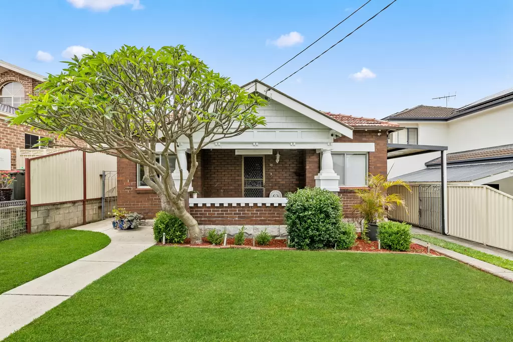 18 Manning Avenue Strathfield South, Strathfield South - Image 1