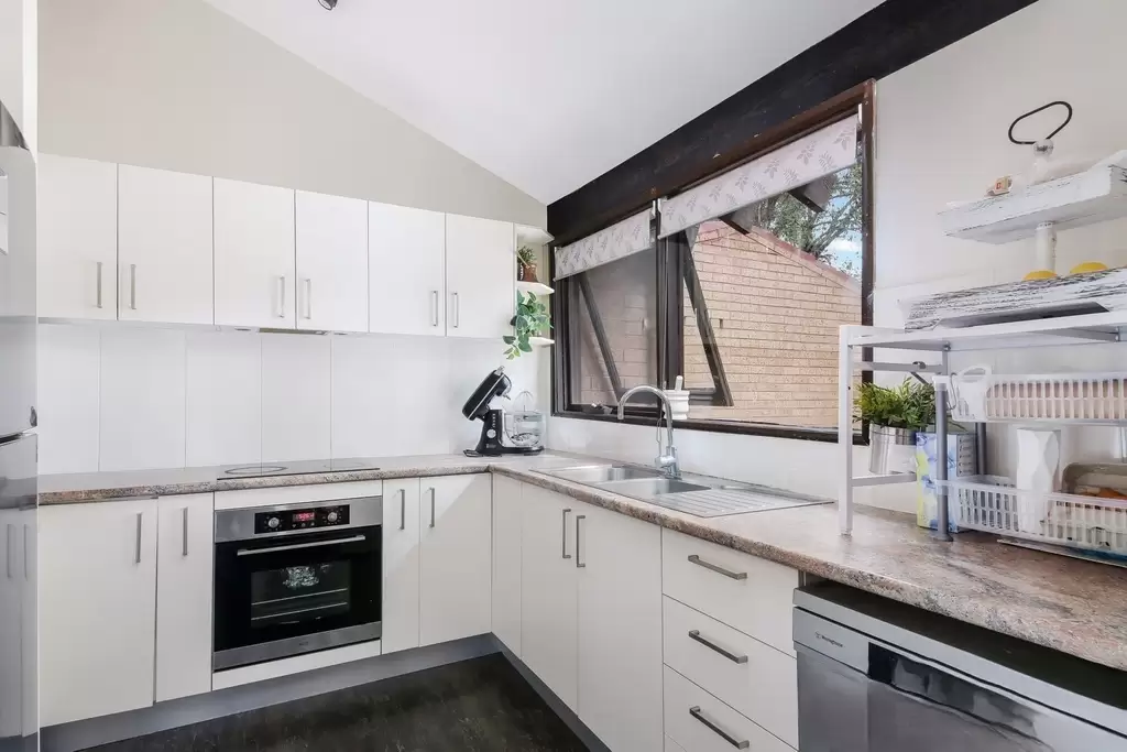 3b/23 Thornton Street, Darling Point, Darling Point - Thumbnail 3