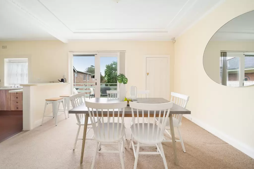 169 Newland Street, Queens Park, Queens Park - Thumbnail 2