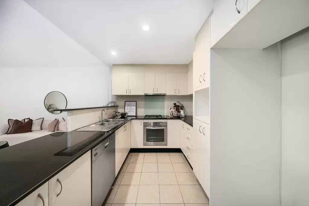 8/153 March Street, Richmond, NSW, Richmond - Thumbnail 2