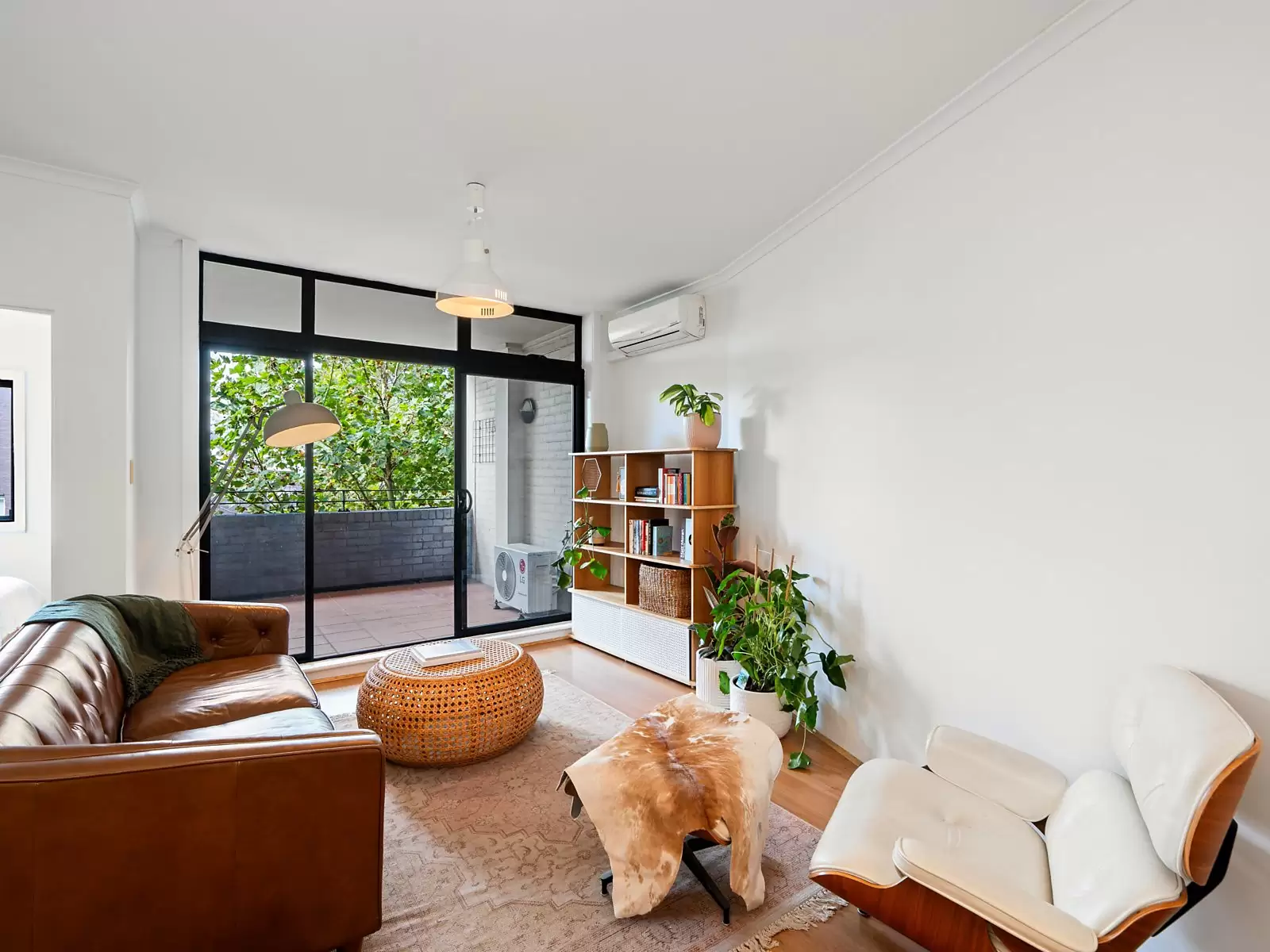 24/3-13 Erskineville Road, Newtown, Anstead - Thumbnail 2