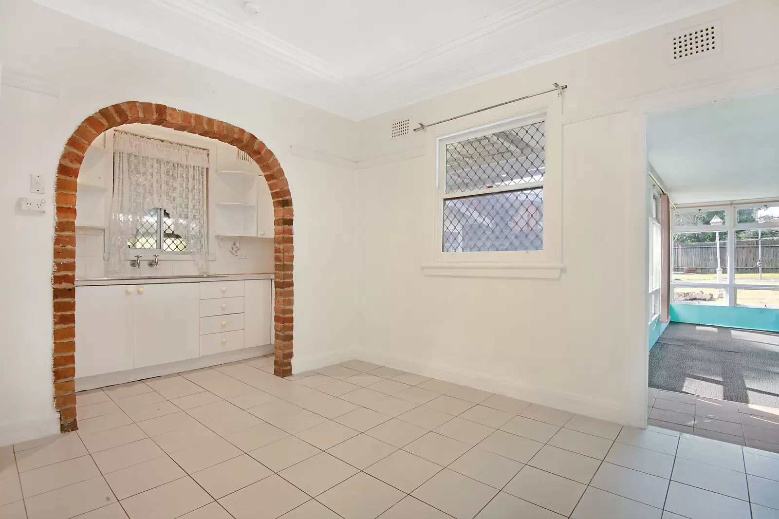 10 Montserrat Place, Forest Lake - Thumbnail 5