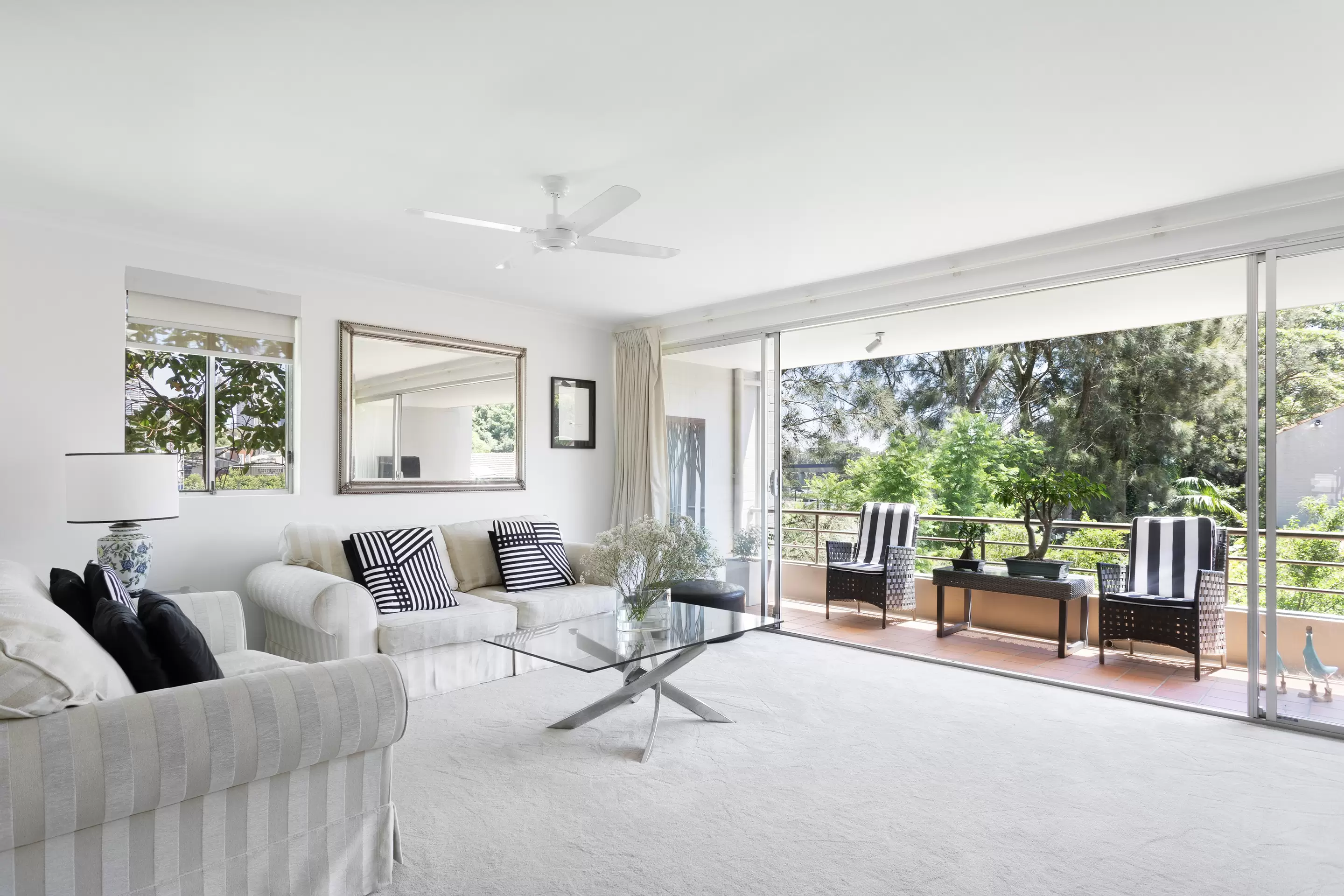 16w/28 Cordelia Street, South Brisbane - Image 1