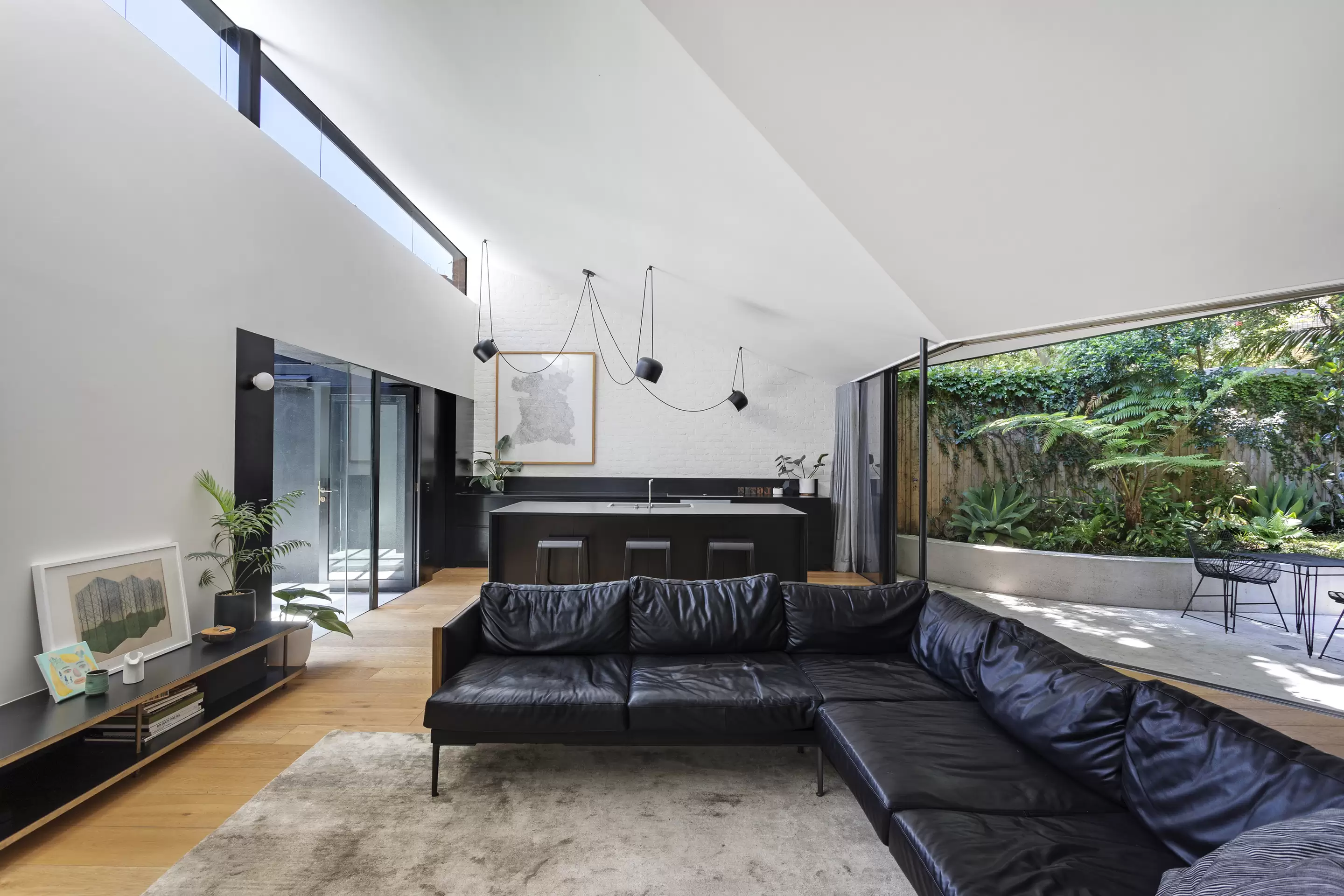 33/400 Glenmore  Road, Paddington, St Lucia - Thumbnail 2