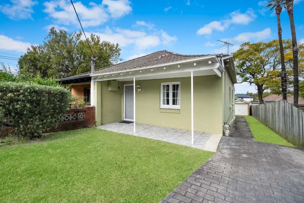 34 Abel Smith Parade, Mount Isa, Mount Isa - Image 1