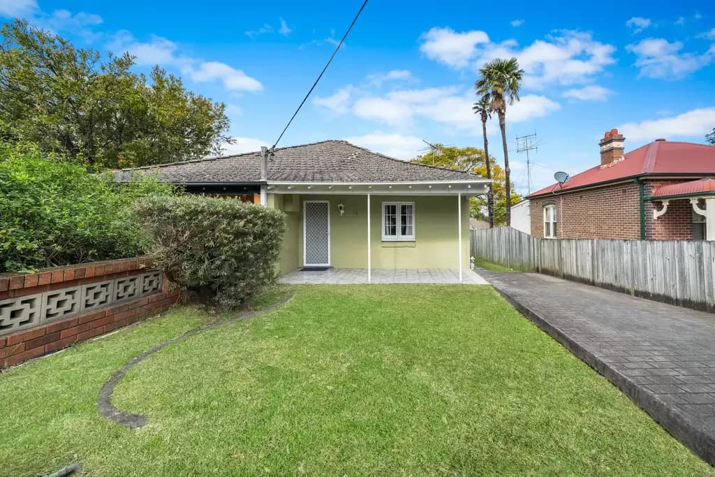 34 Abel Smith Parade, Mount Isa, Mount Isa - Thumbnail 2