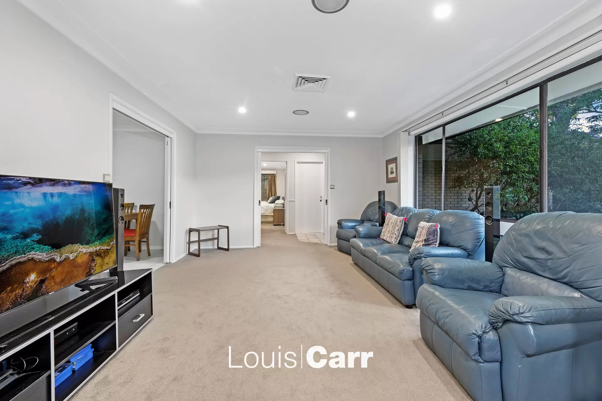 30 Dresden Avenue, Castle Hill NSW, Castle Hill - Thumbnail 2