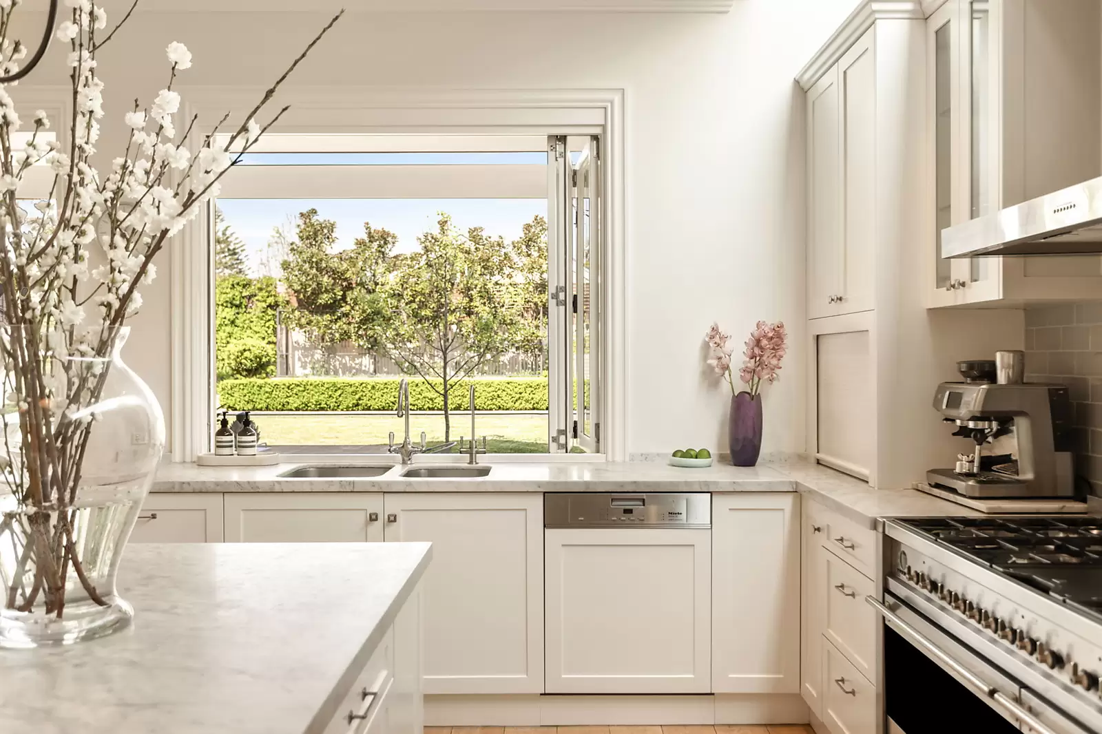 1 Lindsay Way, Brookfield - Thumbnail 6