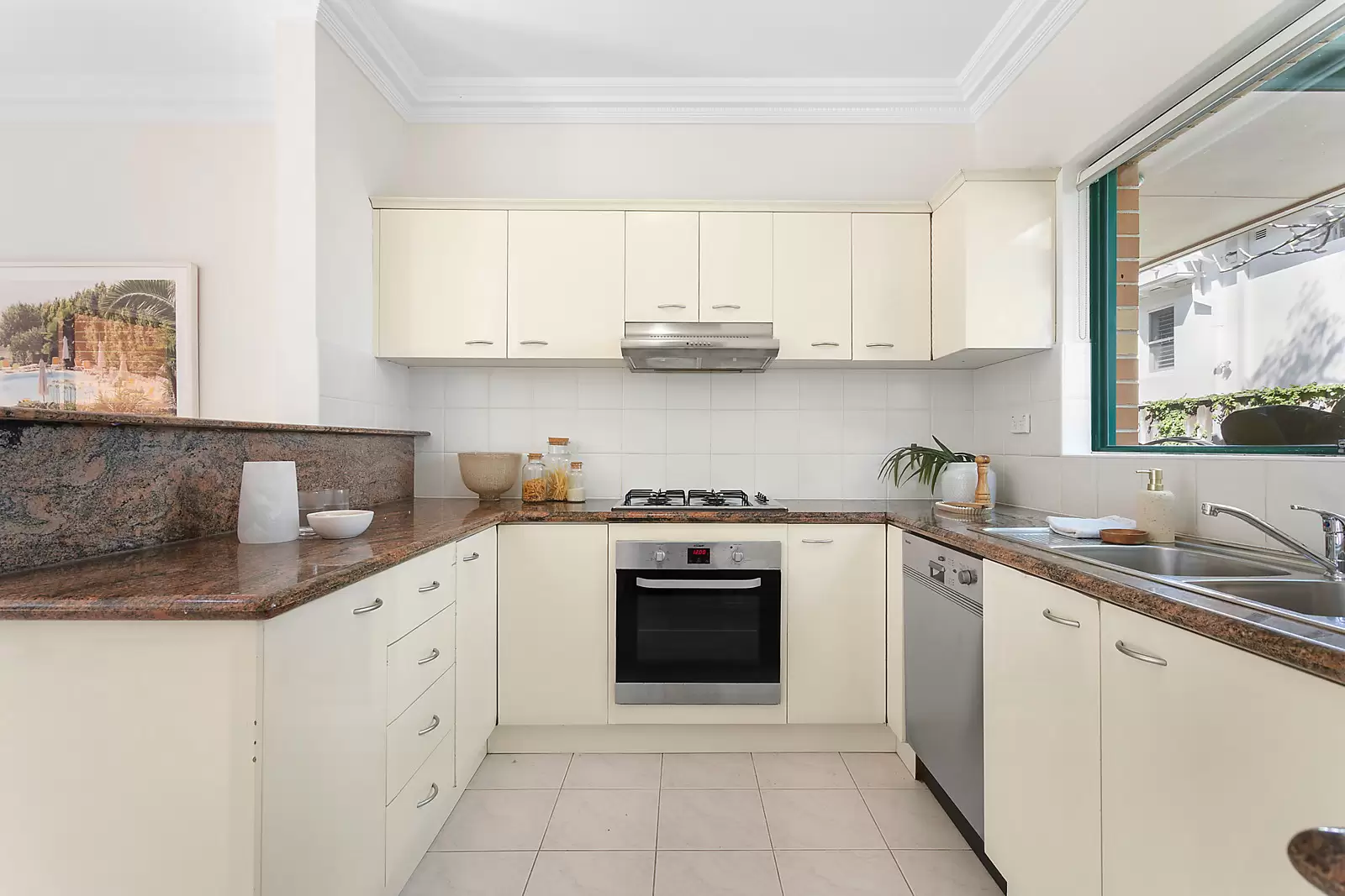 2/4 Beach Street, Clovelly, Pullenvale - Thumbnail 5