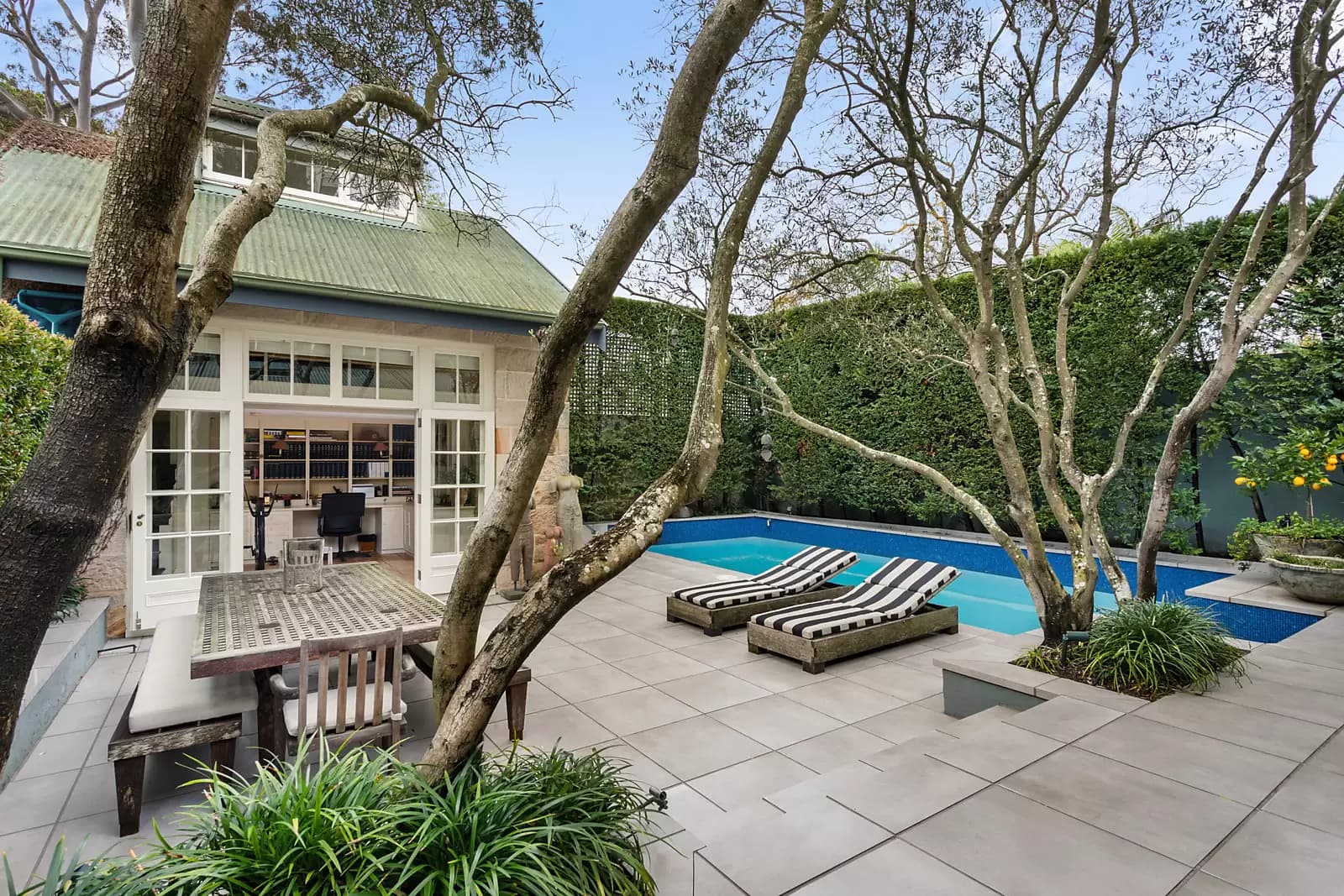 4 Olley Court, Brookfield - Thumbnail 2