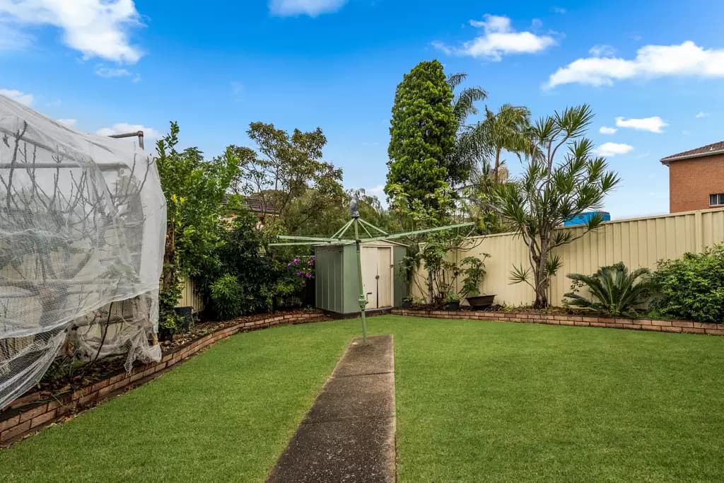 7/82 Bream Street, Georges Hall - Thumbnail 4