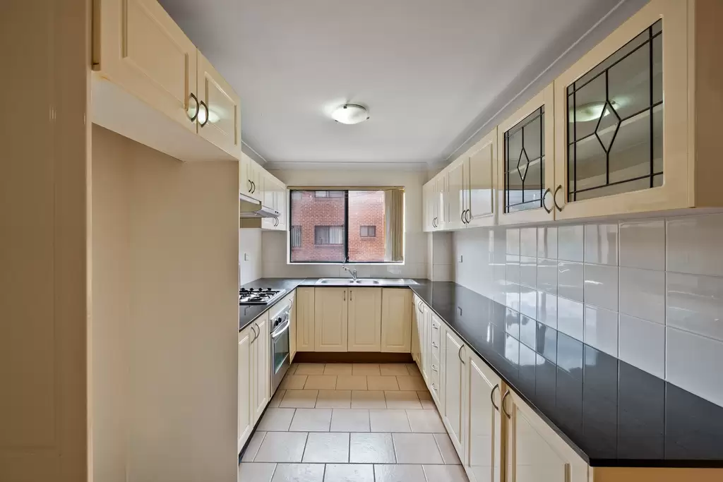 15/21 Weigand Avenue, Bankstown, Bankstown - Thumbnail 2