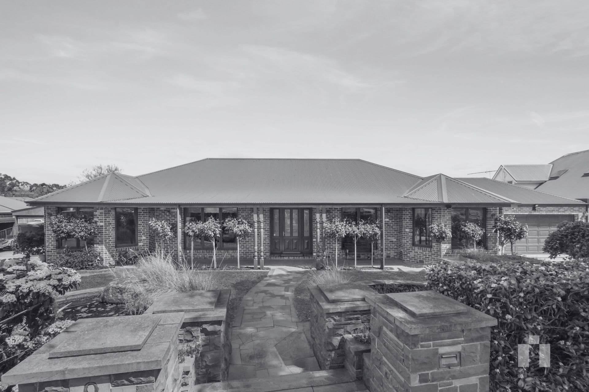 7/27 Reynolds Street, Cowes - Image 1
