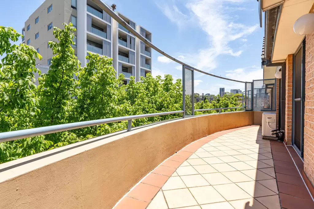 1/22 Manion Avenue, Rose Bay, Mount Isa - Thumbnail 2
