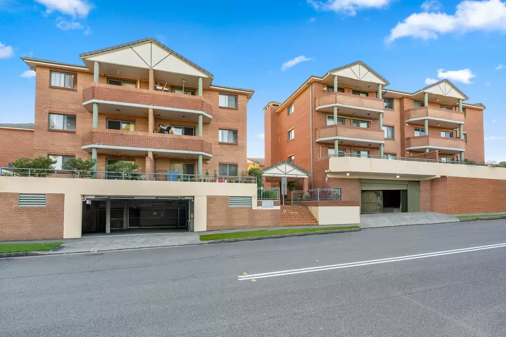 310/180 Marine Parade, Maroubra, Teesdale - Image 1
