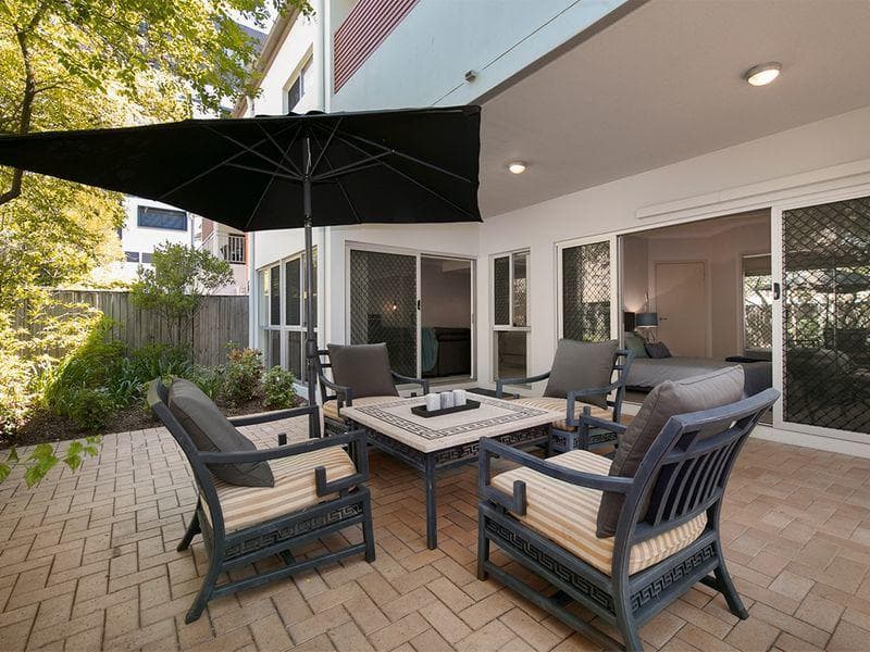 2/45 Railway Avenue, Indooroopilly - Thumbnail 3