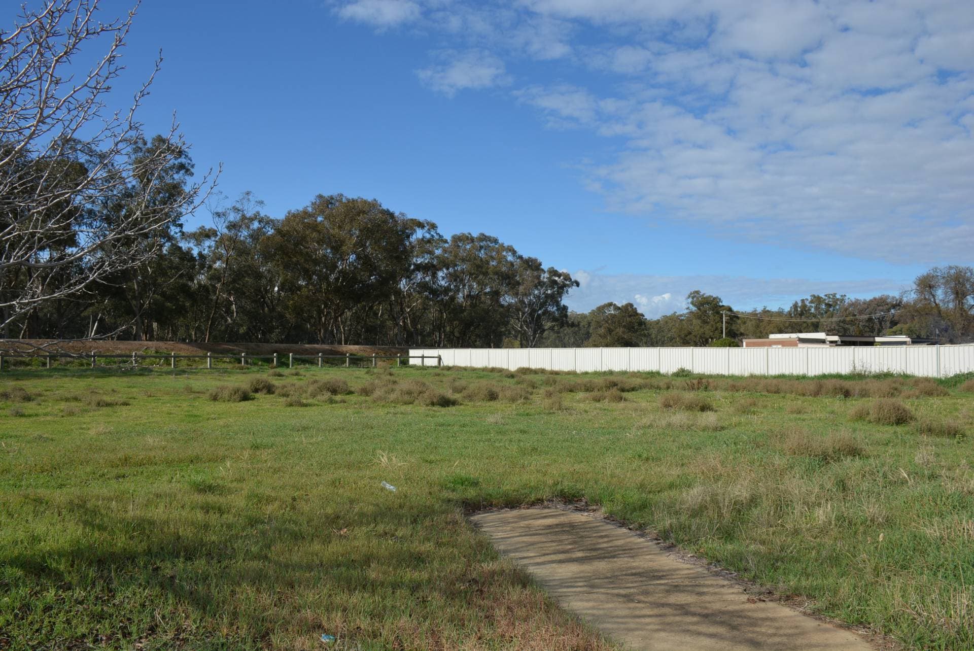 1/137 Blair Street, North Bondi, Cobram - Thumbnail 2