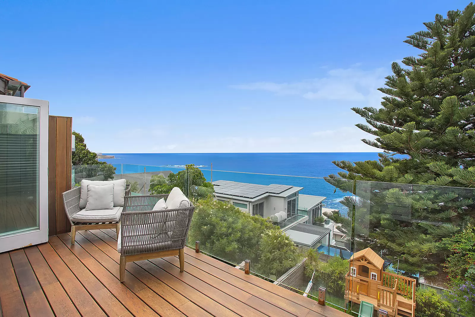 12 Nankoor Street, Chapel Hill - Image 1