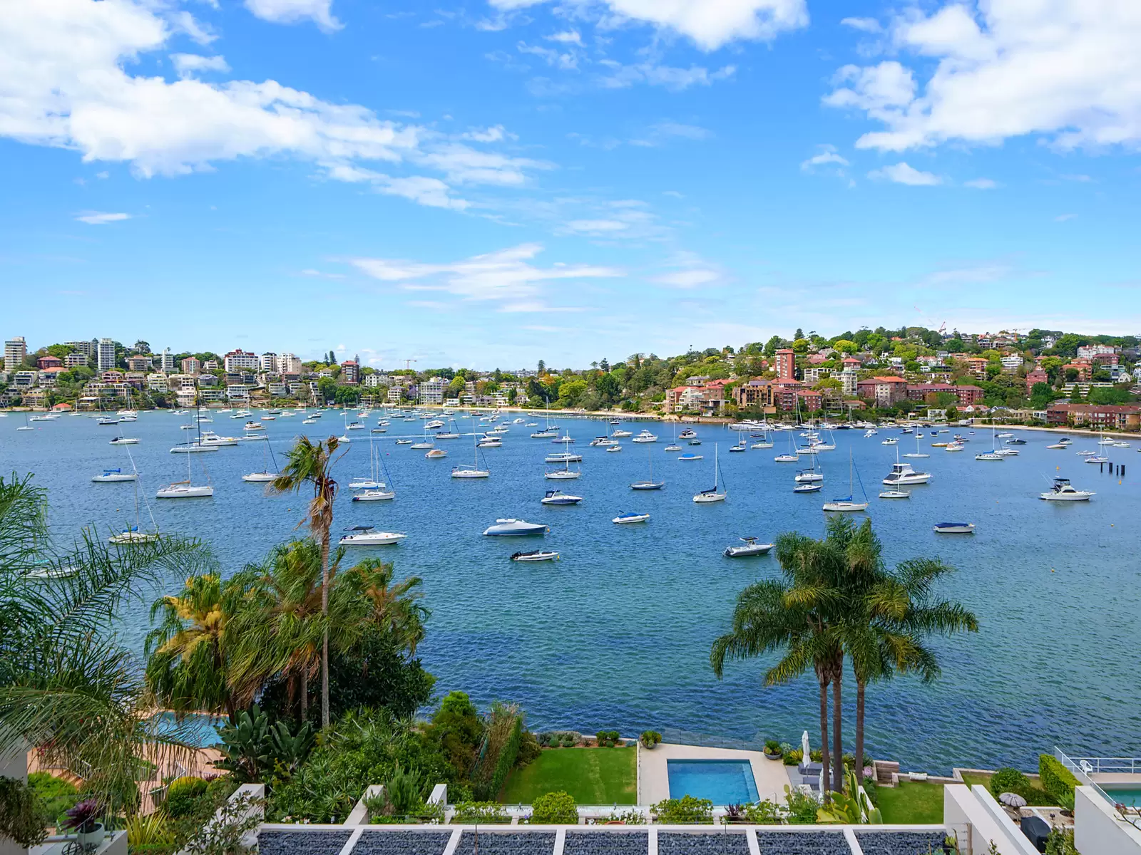 1/33 Sutherland Crescent, Darling Point, Karana Downs - Thumbnail 2