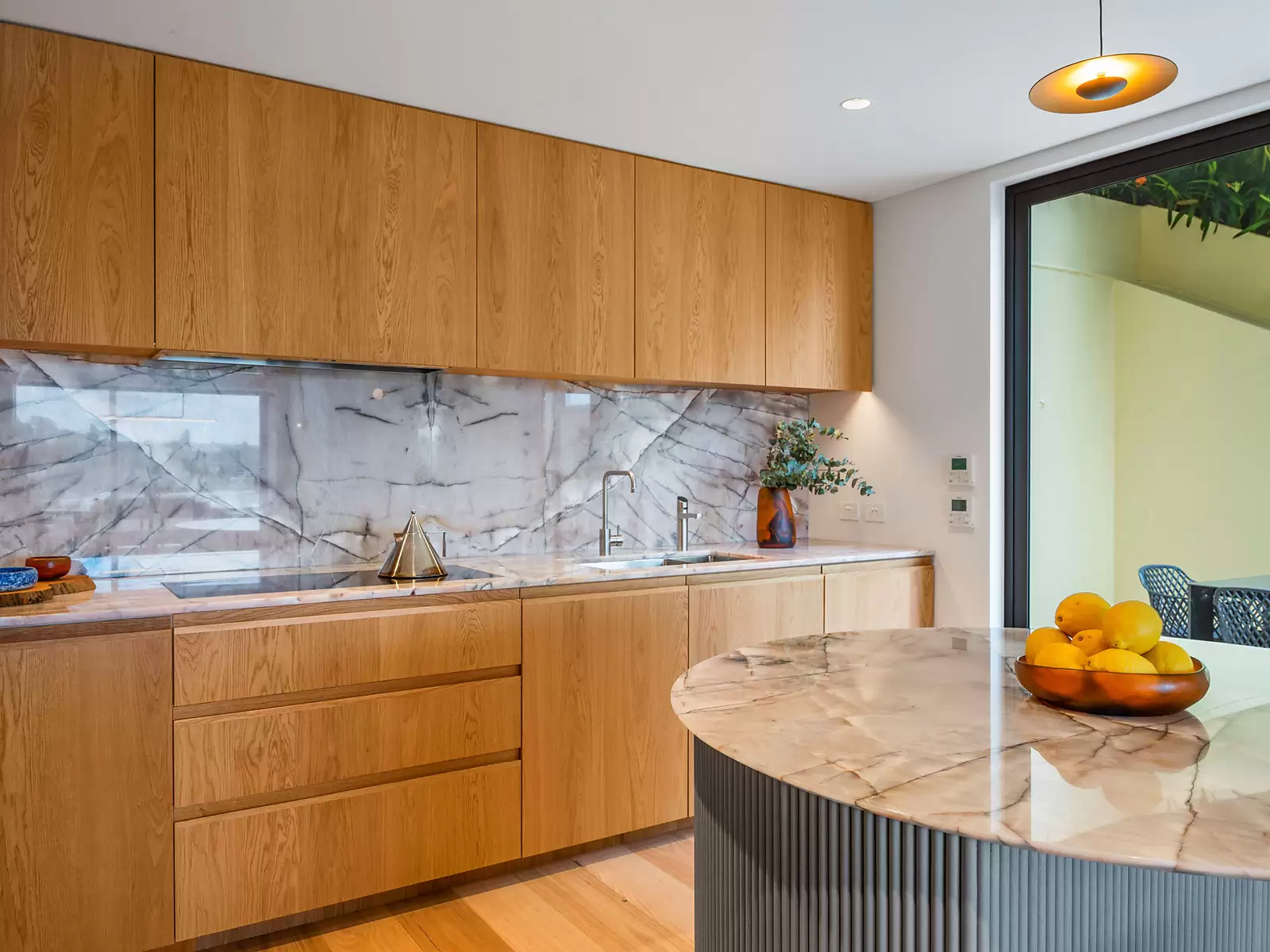 1/33 Sutherland Crescent, Darling Point, Karana Downs - Thumbnail 8
