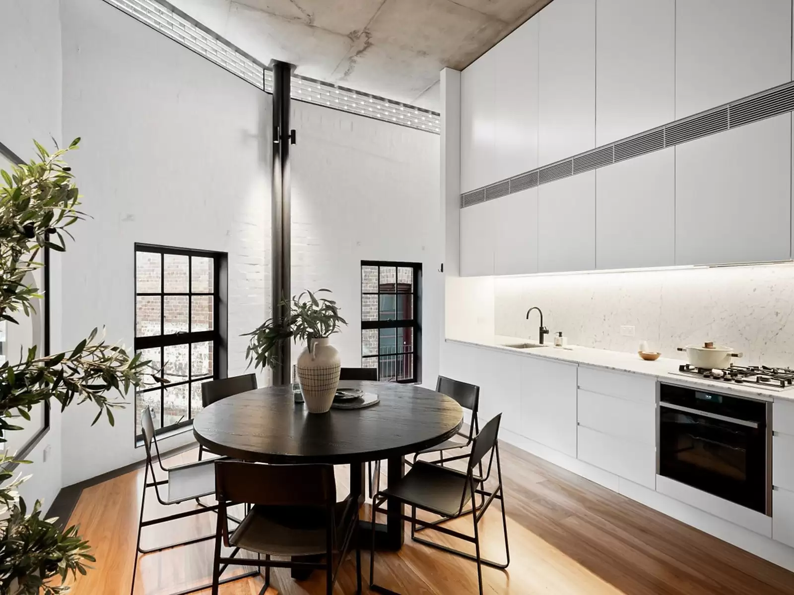 5/22-24 Kings Cross Road, Potts Point, Middle Park - Thumbnail 3