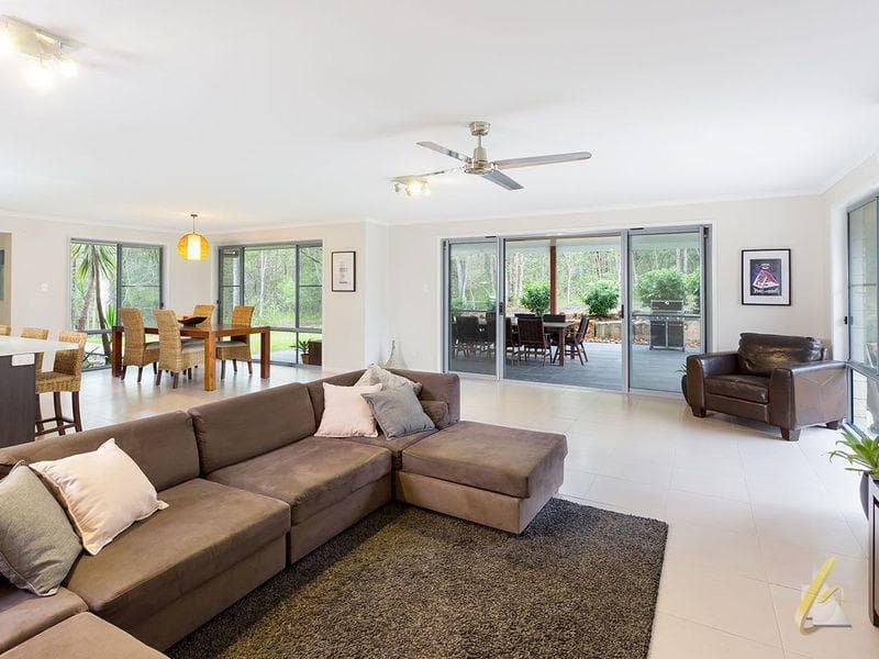 3/22-24 Kings Cross Road, Potts Point, Moggill - Thumbnail 3