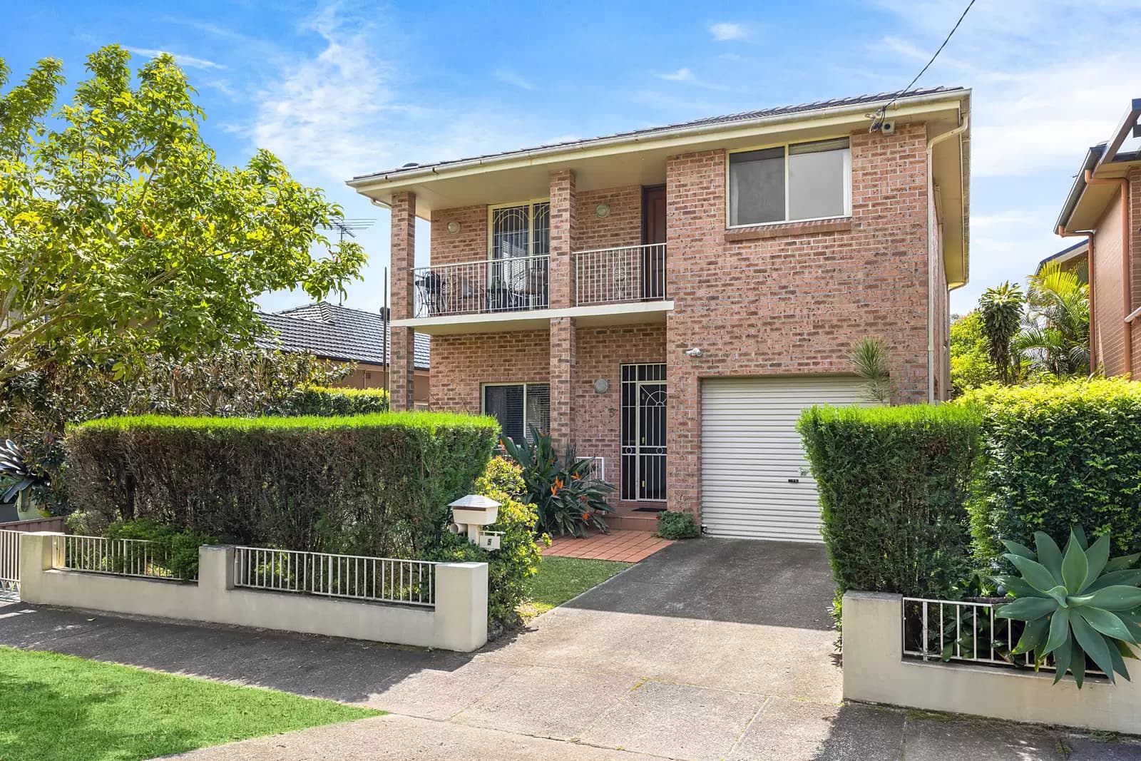 14/45 Kersley Road, Kenmore - Image 1