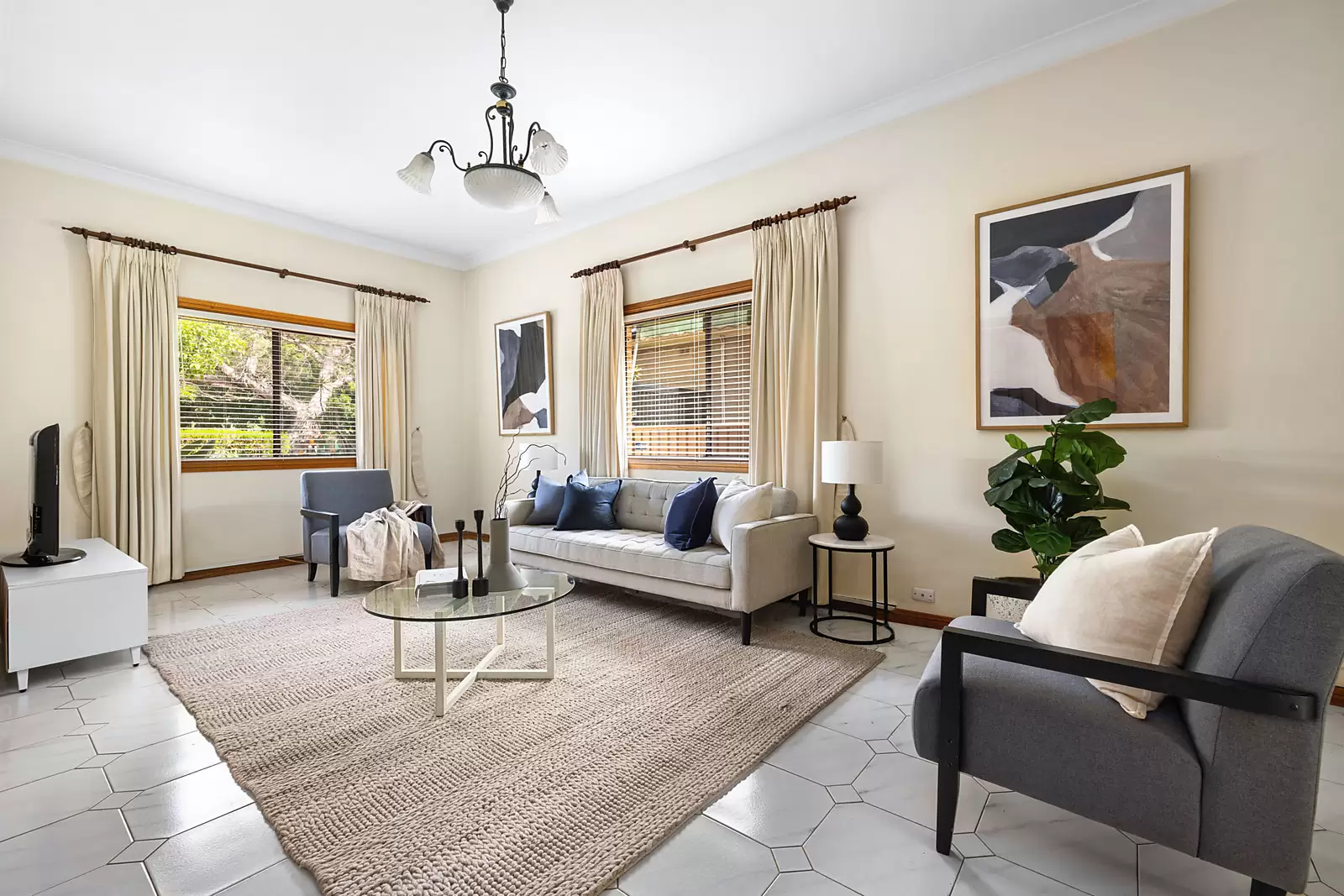14/45 Kersley Road, Kenmore - Thumbnail 2