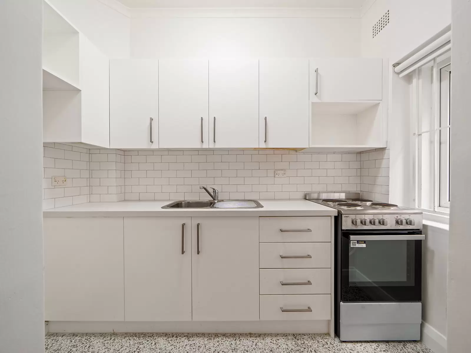 4/85 Roscoe Street, Bondi Beach, Forest Lake - Thumbnail 3