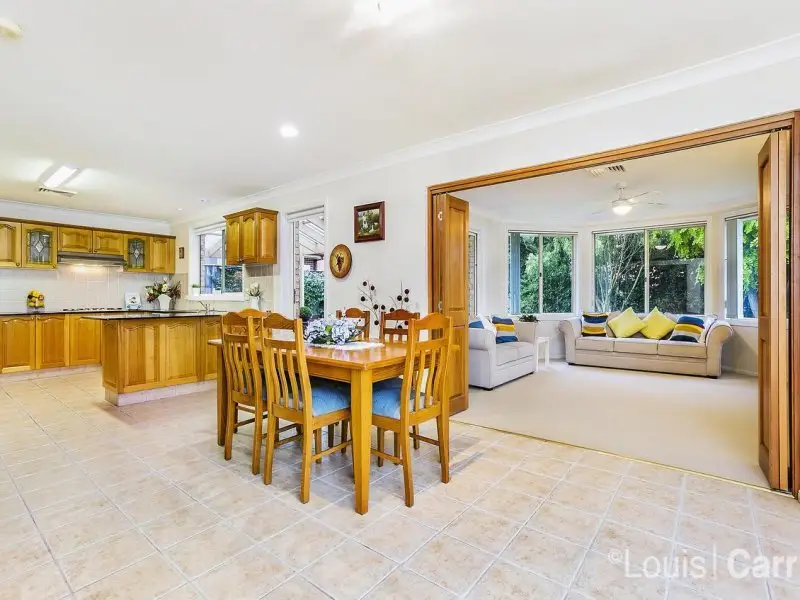 38 Tallowood Grove Beaumont Hills, Beaumont Hills - Thumbnail 4