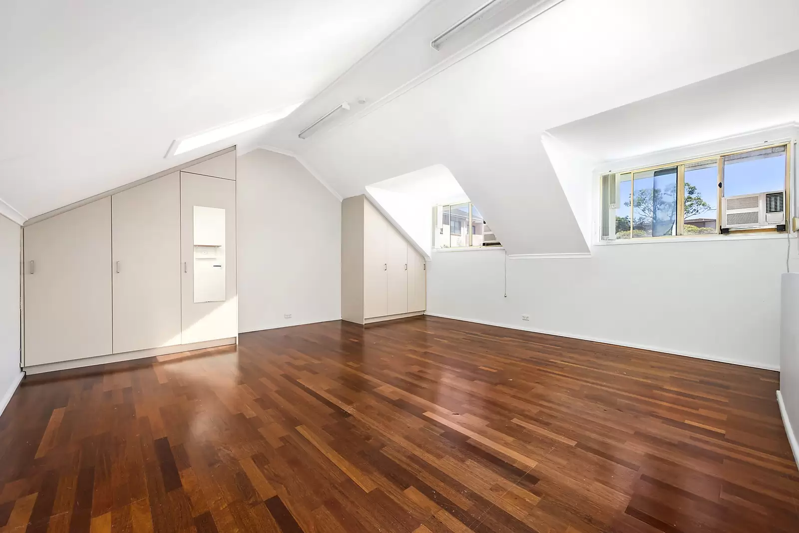 16 Brimblecombe Circuit, Pullenvale - Thumbnail 4