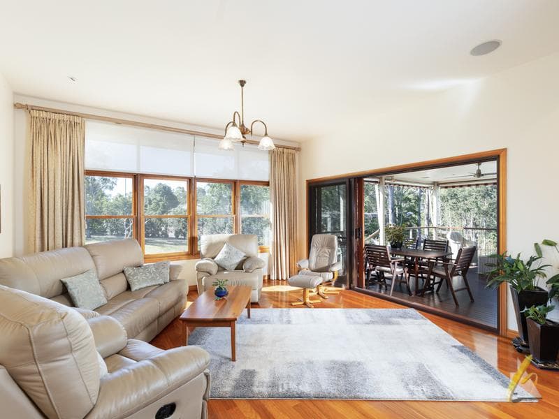 16 Brimblecombe Circuit, Pullenvale - Thumbnail 8
