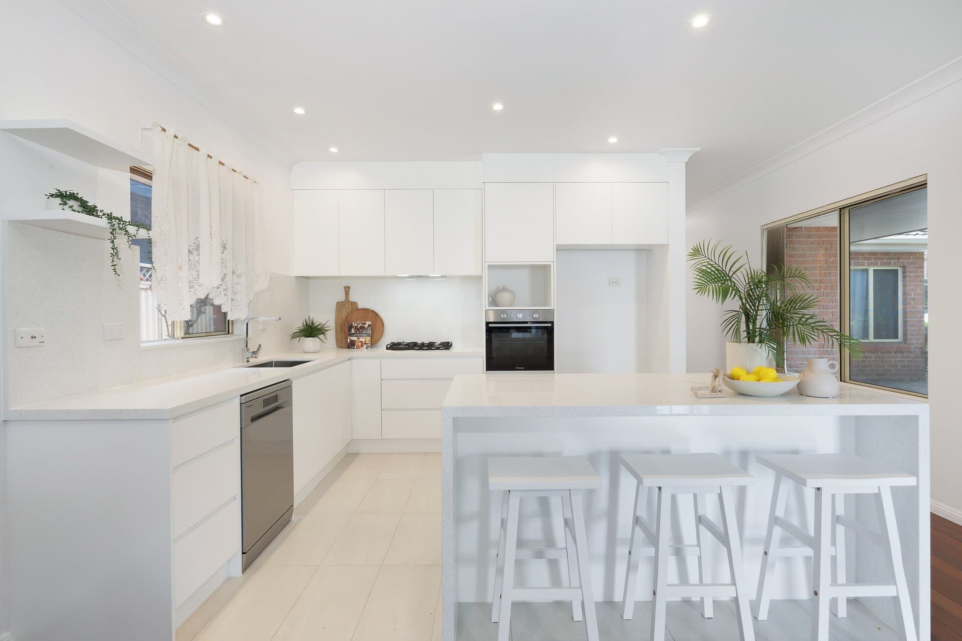 1/18 20 Cameron Crescent, Ryde - Thumbnail 2