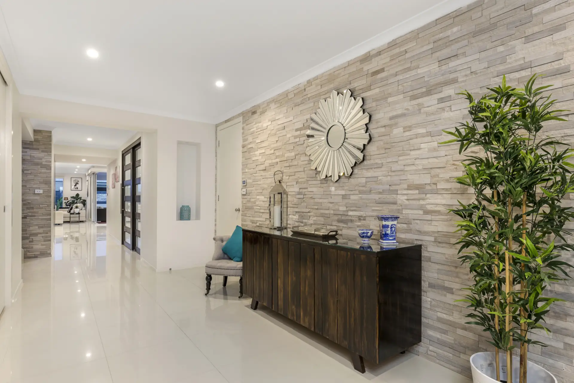 Unit 219, 563 Charlton Esplanade QLD, Berrigan - Thumbnail 2