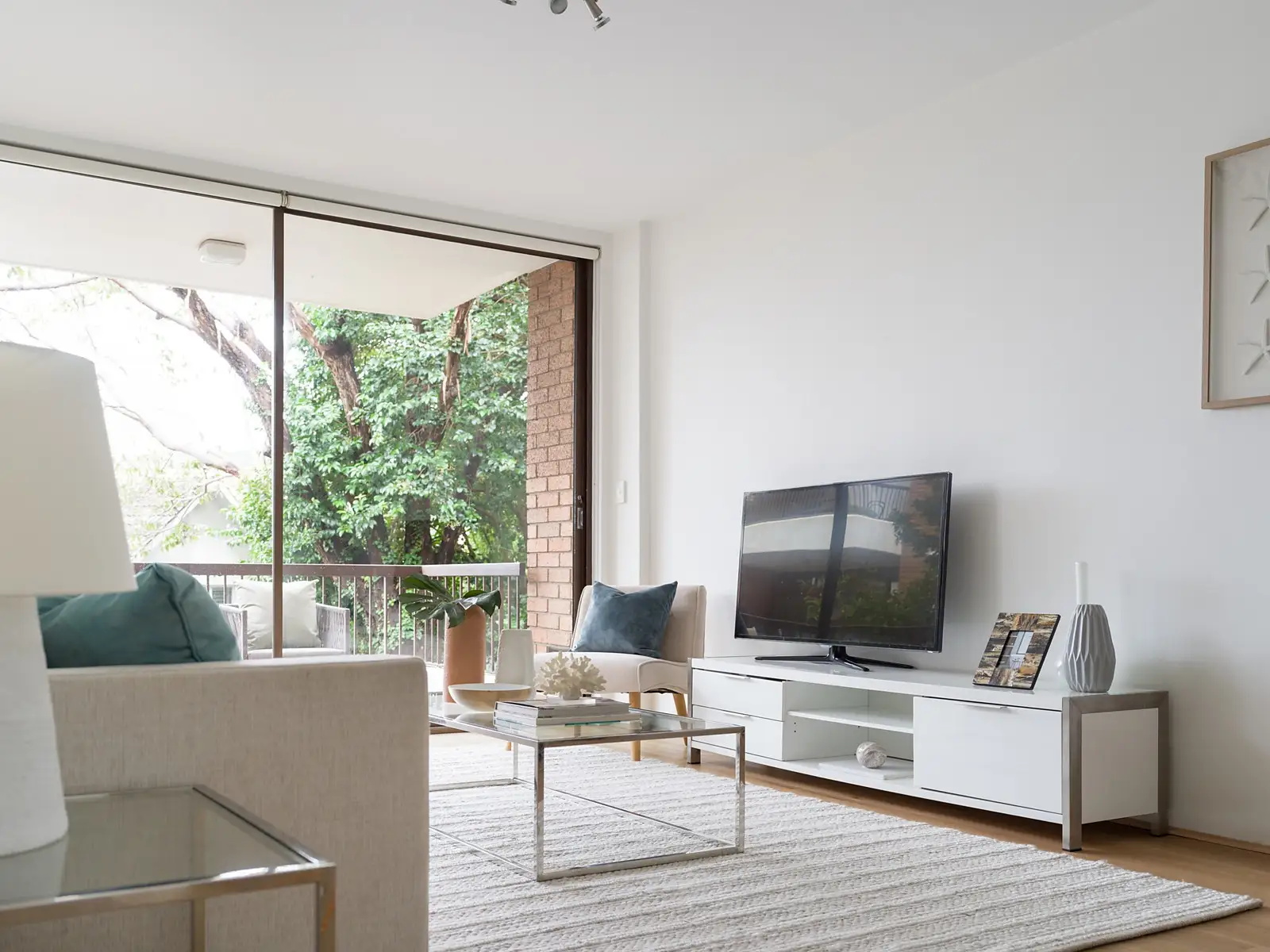 1/15 Ashfield Street, Wamberal - Thumbnail 2
